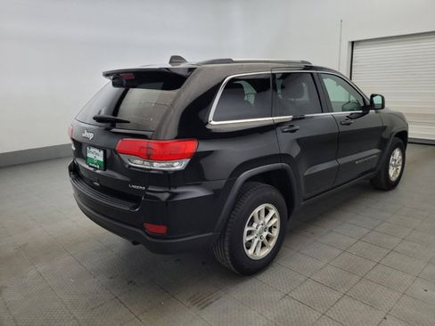 Used 2019 Jeep Grand Cherokee Laredo AWD/4WD image 9