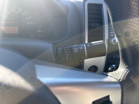 Used 2021 Nissan Frontier S image 18