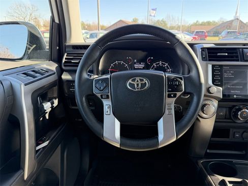 Used 2023 Toyota 4Runner SR5 image 21