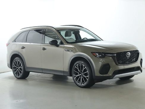 Certified 2025 MAZDA CX-70 Plug-In Hybrid w/ Premium Pkg AWD/4WD image 12
