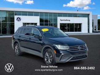 Certified 2023 Volkswagen Tiguan SE FWD video 1