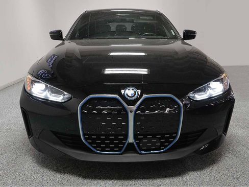 Certified 2023 BMW i4 eDrive40 RWD image 2