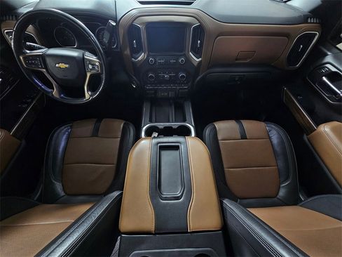Used 2019 Chevrolet Silverado 1500 High Country image 20