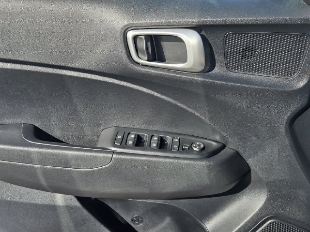 Used 2026 Hyundai Venue SE FWD image 22