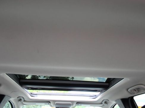 Used 2025 MAZDA CX-50 AWD 2.5 Hybrid w/ Premium Pkg image 20