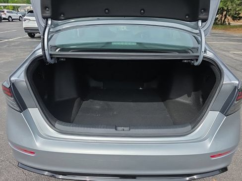 Used 2023 Honda Accord Sport image 29