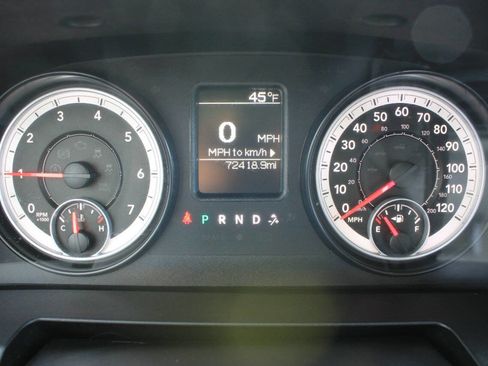 Used 2014 RAM 1500 Express image 21