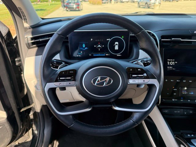 Used 2024 Hyundai Tucson Limited AWD/4WD image 15
