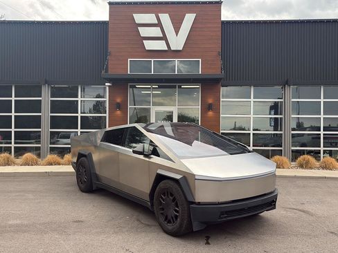 Used 2024 Tesla Cybertruck AWD Crew Cab image 1