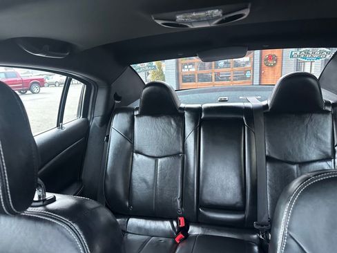 Used 2011 Chrysler 200 Limited image 27