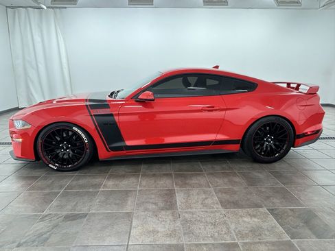 Used 2021 Ford Mustang GT Premium w/ GT Performance Package image 4
