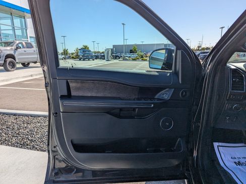 Used 2020 Ford Expedition Limited AWD/4WD image 10