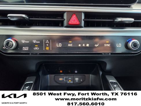 Used 2025 Kia Sorento S AWD/4WD image 14