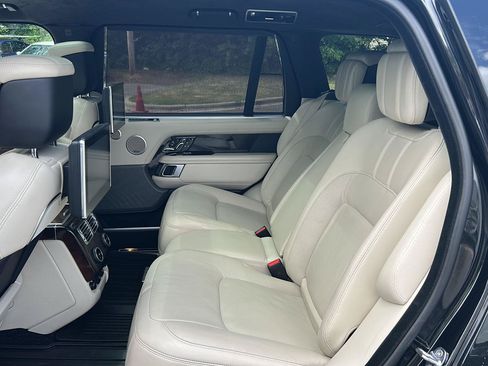 Used 2020 Land Rover Range Rover Long Wheelbase Autobiography AWD/4WD image 18