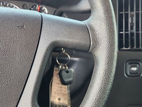 Used 2024 GMC Savana 2500 Work Van w/ Driver Convenience Package image 29