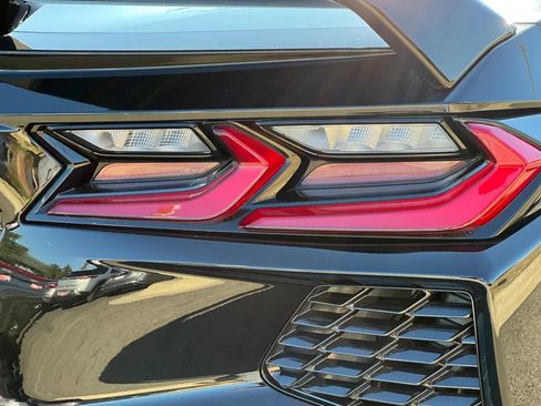 Used 2023 Chevrolet Corvette Stingray Coupe w/ Z51 Performance Package image 34