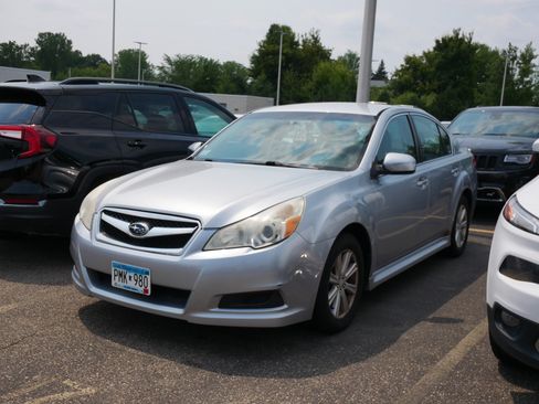 Used 2012 Subaru Legacy 2.5i Premium AWD/4WD image 3