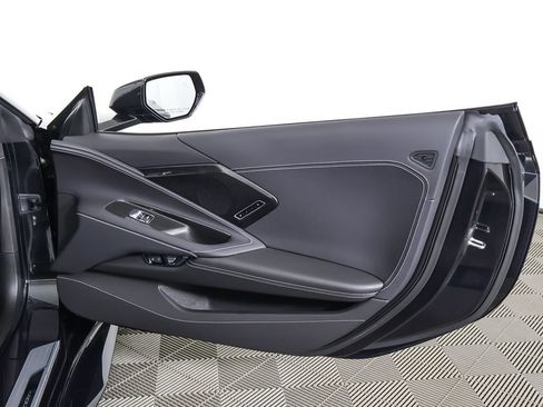 Used 2024 Chevrolet Corvette Z06 w/ Stealth Interior Trim Package RWD image 27