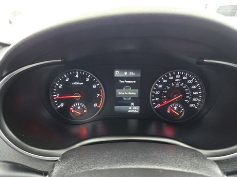 Used 2022 Kia Stinger GT-Line image 24