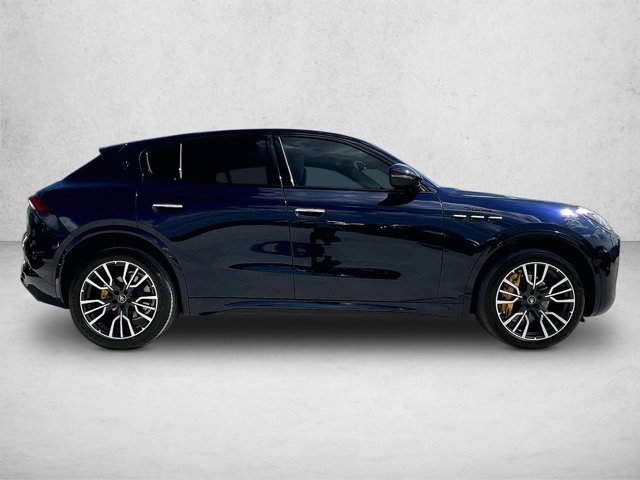 Used 2023 Maserati Grecale Modena AWD/4WD image 5