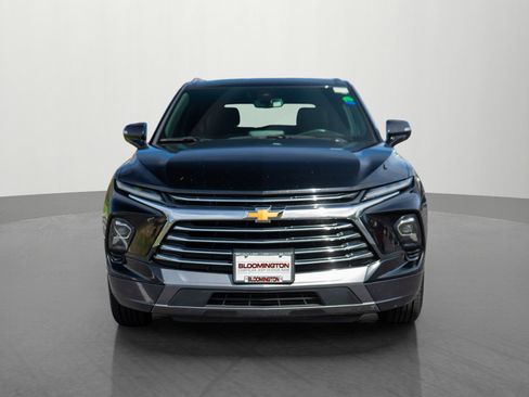 Used 2024 Chevrolet Blazer Premier AWD/4WD image 2