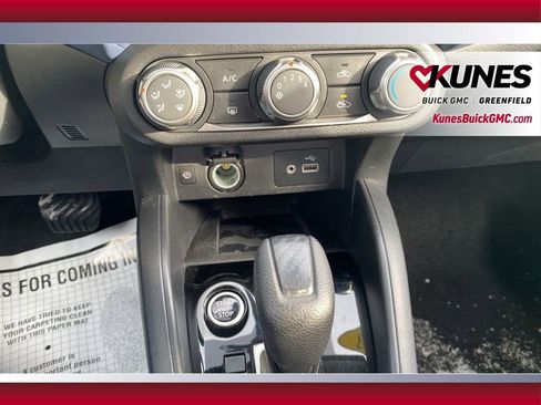 Used 2023 Nissan Versa SV image 26