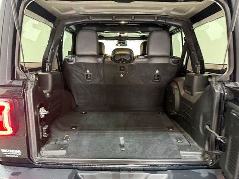 Certified 2019 Jeep Wrangler Unlimited Rubicon AWD/4WD image 9