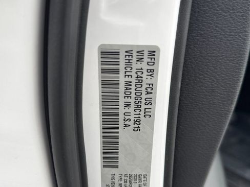 Used 2024 Dodge Durango GT AWD/4WD image 28