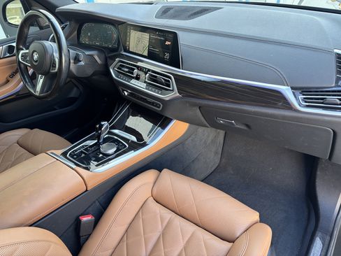 Used 2023 BMW X5 xDrive40i w/ M Sport Package image 25