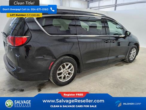 Used 2021 Chrysler Voyager Lxi FWD image 4