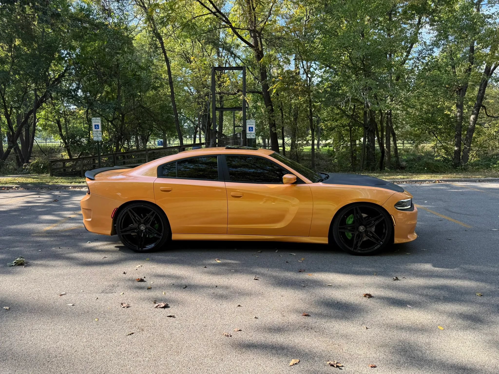 Used 2017 Dodge Charger R/T RWD image 8