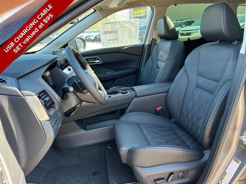 New 2026 Nissan Rogue Platinum w/ Platinum Premium Package AWD/4WD image 5