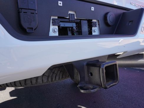 Certified 2022 GMC Sierra 2500 Denali image 8