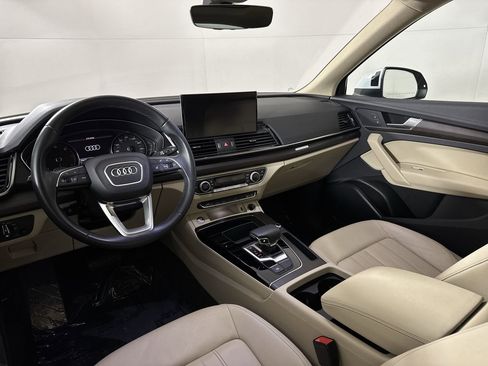 Used 2023 Audi Q5 2.0T Premium w/ Convenience Package image 23