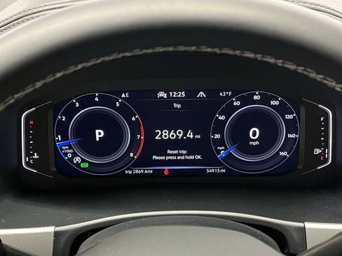 Certified 2023 Volkswagen Atlas SE image 26