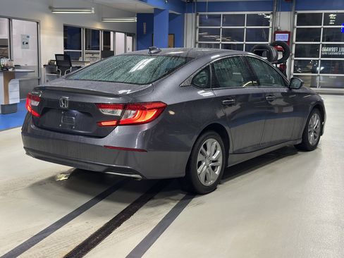 Used 2020 Honda Accord LX image 5
