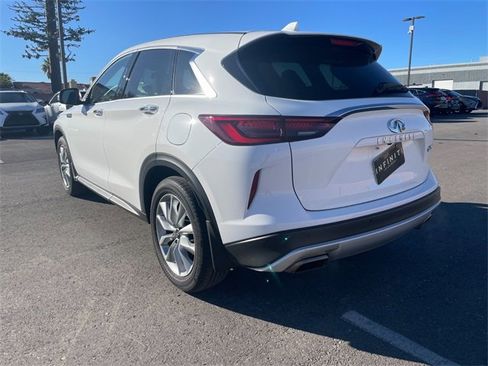 Used 2022 INFINITI QX50 Pure image 3