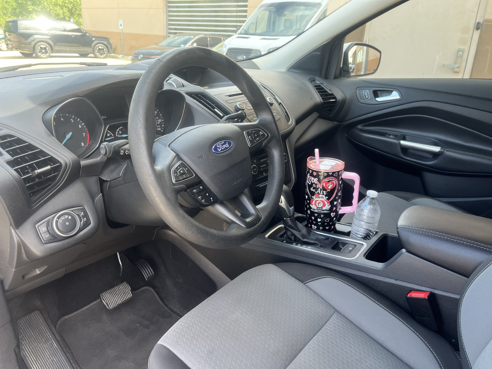 Used 2018 Ford Escape SE w/ Ford Safe & Smart Package FWD image 22