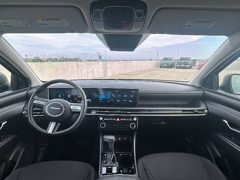 Used 2026 Hyundai Tucson SEL Plus FWD image 21