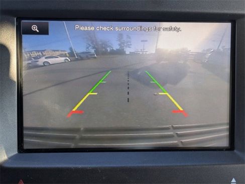 Used 2015 Lincoln Navigator 2WD image 24