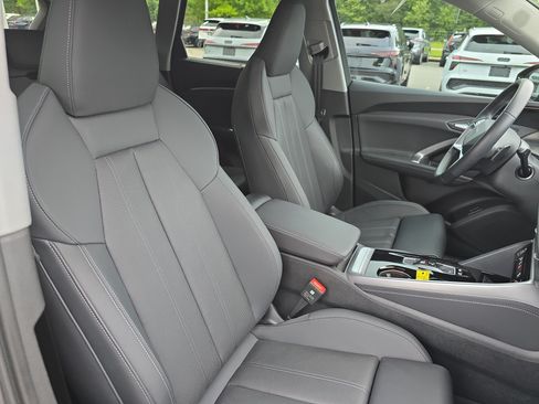 Certified 2025 Audi Q5 Premium Plus w/ Premium Plus AWD/4WD image 10