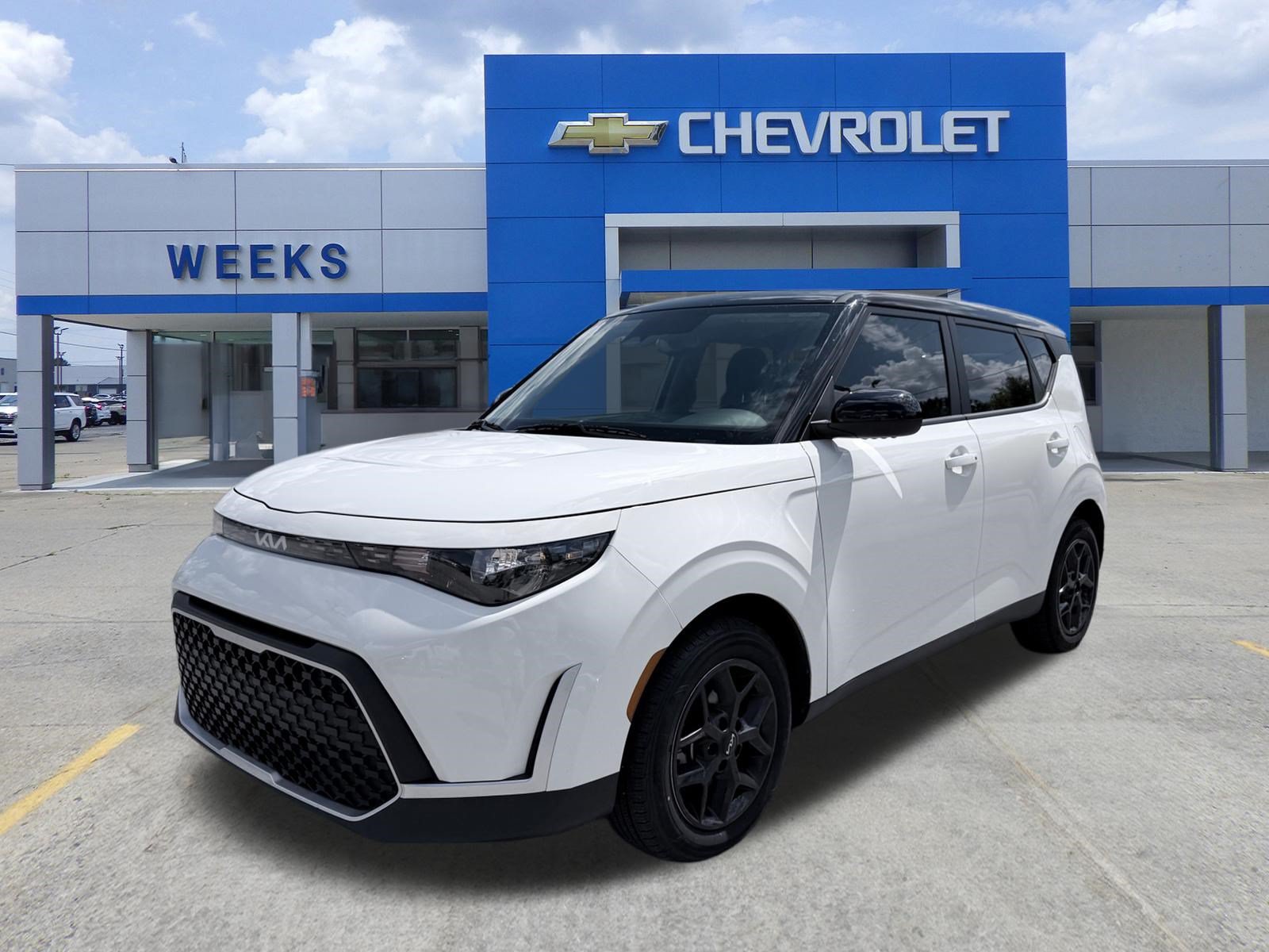 Used 2024 Kia Soul S FWD image 1