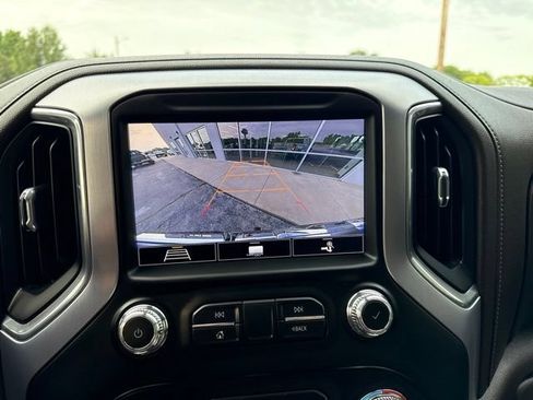 Used 2020 GMC Sierra 1500 SLT w/ SLT Premium Plus Package AWD/4WD image 15