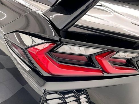 Used 2020 Chevrolet Corvette Stingray Preferred Cpe w/ 2LT Preferred Equipment Group image 27