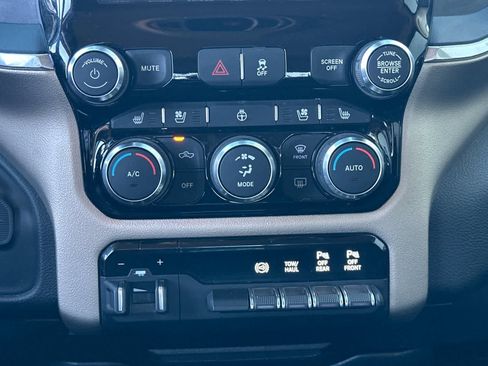 Used 2019 RAM 2500 Laramie image 22