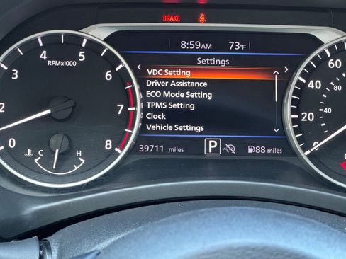 Used 2024 Nissan Sentra SV FWD image 20