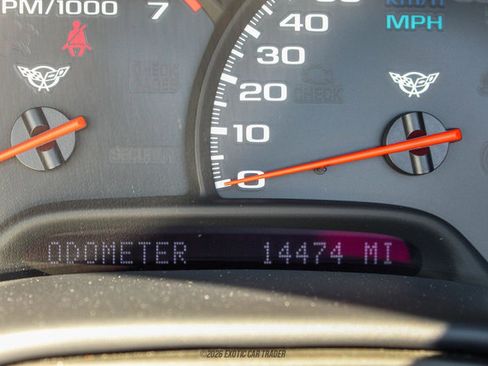 Used 2004 Chevrolet Corvette Convertible w/ Preferred Equipment Group image 33