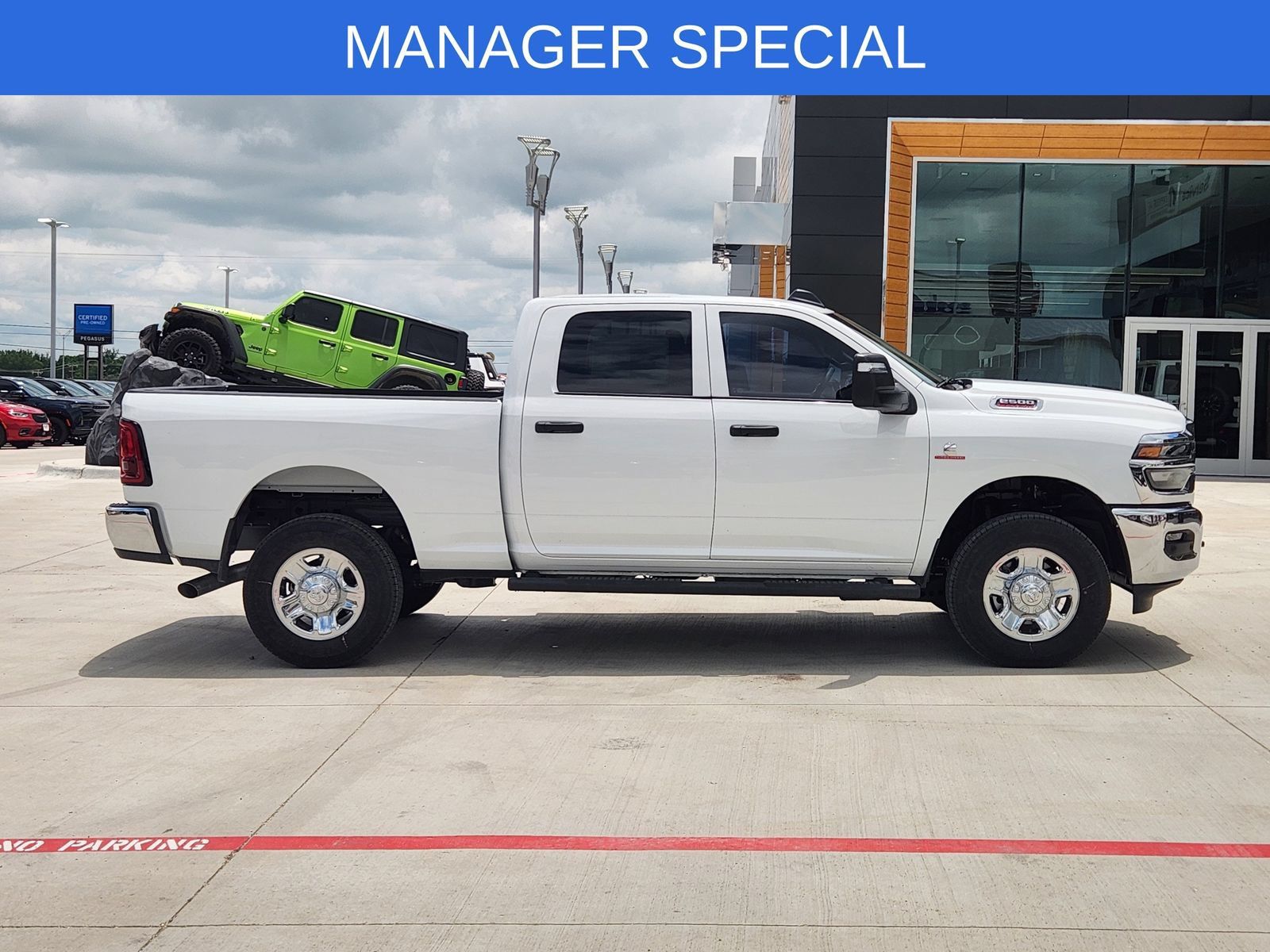 New 2026 RAM 2500 Tradesman AWD/4WD image 7