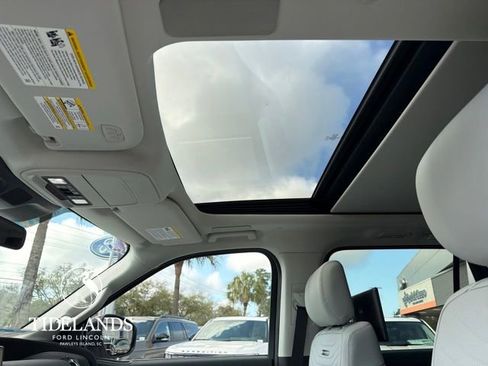 New 2026 Ford Expedition Platinum w/ Platinum Ultimate Package AWD/4WD image 24