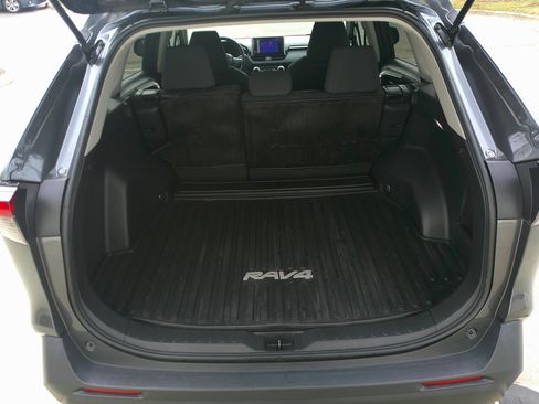 Used 2023 Toyota RAV4 LE image 36